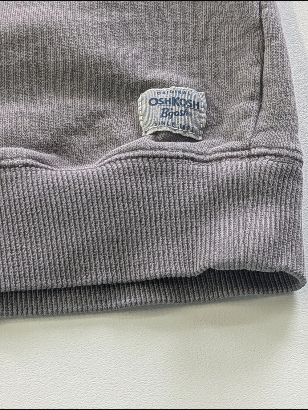 OshKosh B’gosh Boys Size 8 Gray Sweatshirt Pullover Crewneck Classic Logo